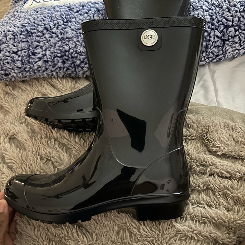 COPY - uggs rain boots